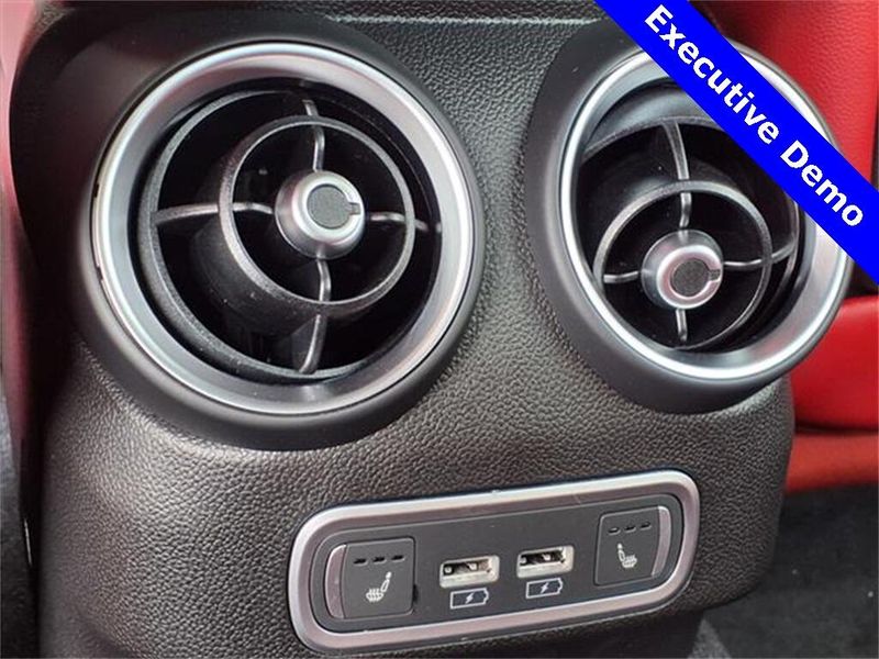 New 2025 Alfa Romeo Giulia RwdImage 5