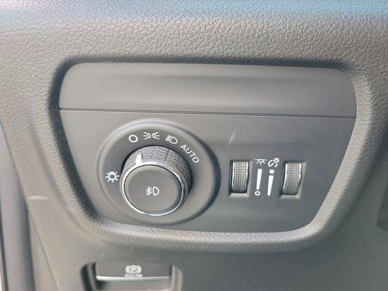 New 2026 Jeep Grand Cherokee Limited 4x4
