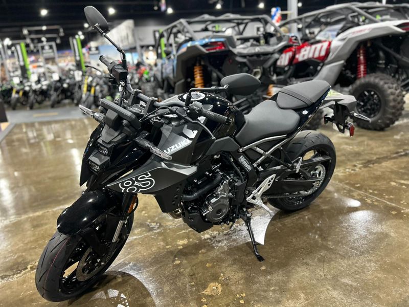 New 2026 Suzuki GSX-8S Image 12
