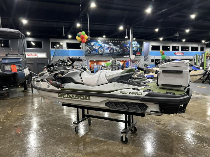 2025 Sea-Doo FISHPRO APEX 300 (SOUND SYSTEM) Image 6