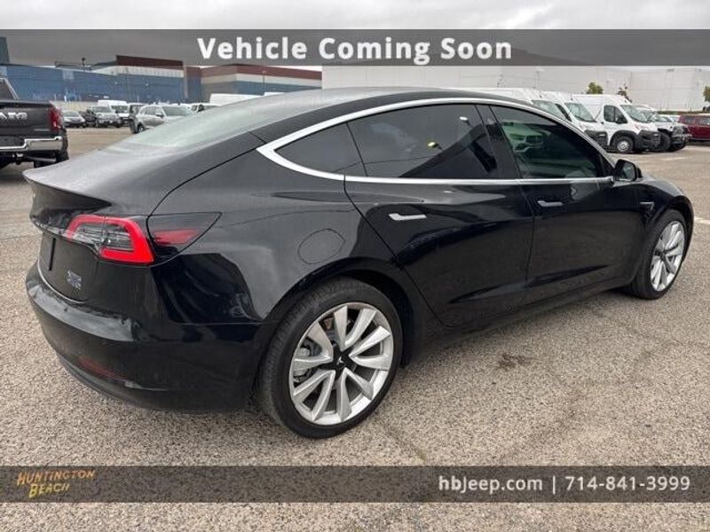 2020 Tesla Model 3 Standard Range PlusImage 5