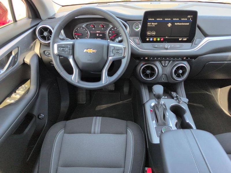 Used 2023 Chevrolet Blazer LTImage 28