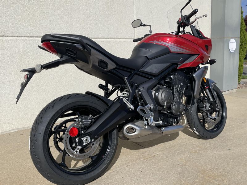 2024 Triumph Tiger Sport 660Image 3