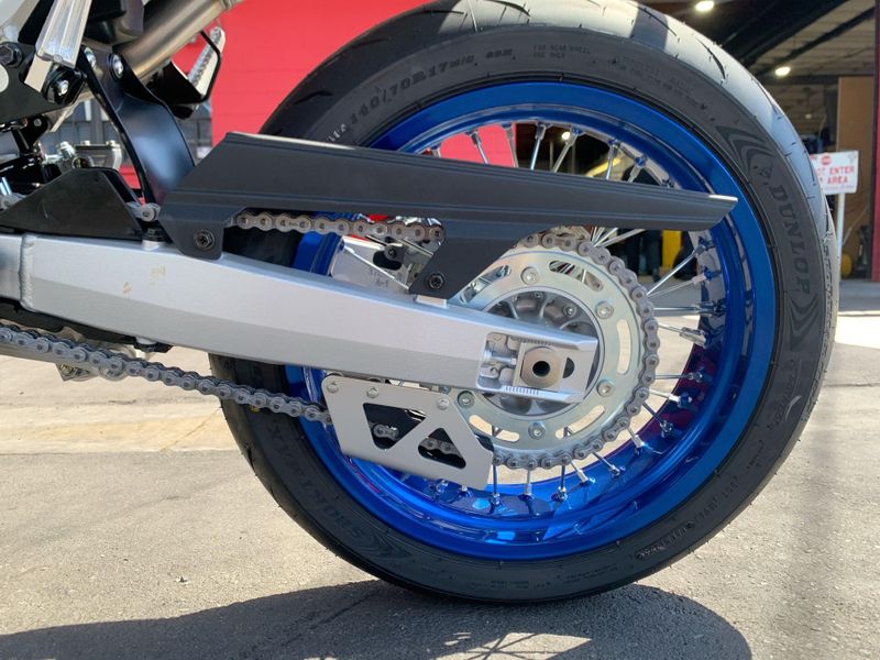 New 2025 Suzuki DR-Z4SM Image 11