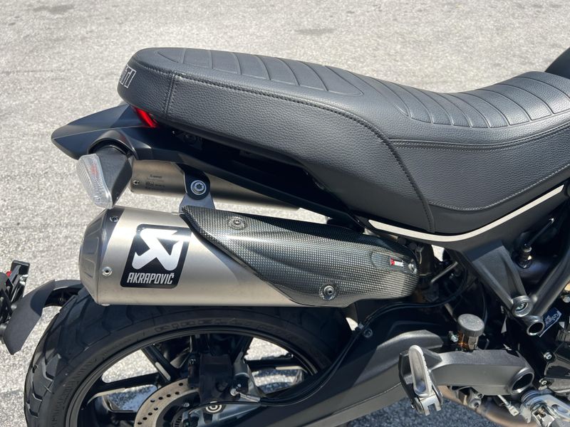 2023 Ducati Scrambler 1100 Dark Pro 