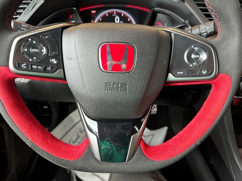 2021 Honda Civic Type R TouringImage 3