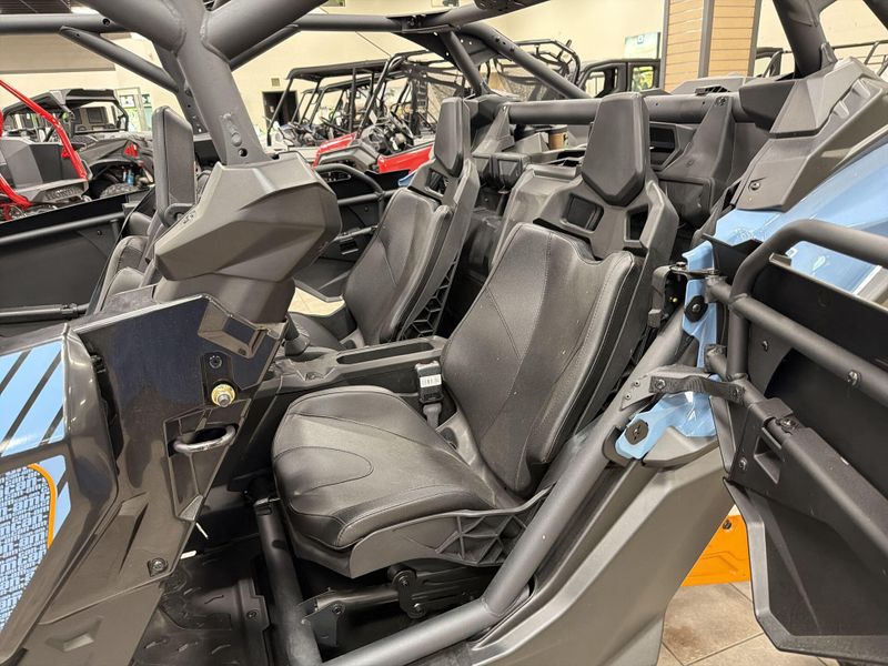 New 2026 Can-Am MAVERICK X3 MAX RS 72 T BL Image 26