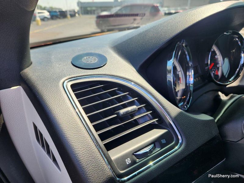 Used 2019 Dodge Grand Caravan SXTImage 46