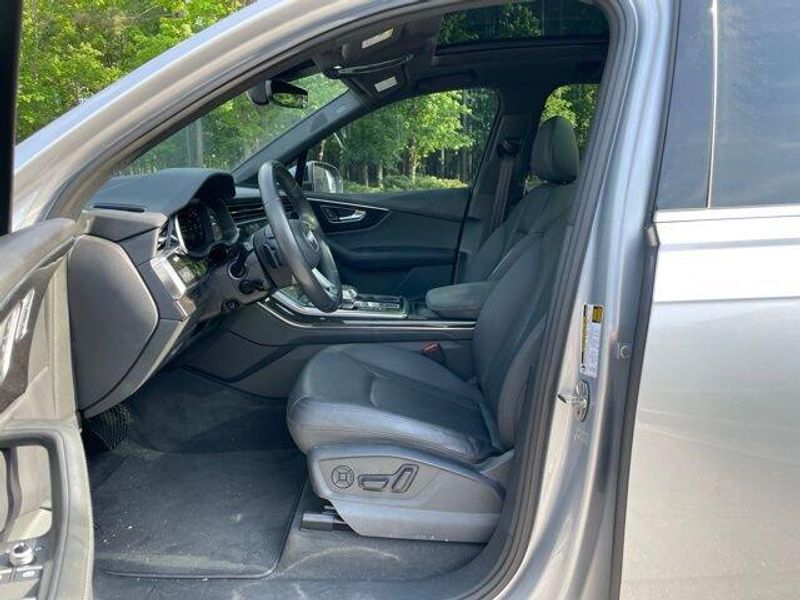 2021 Audi Q7 Premium Plus