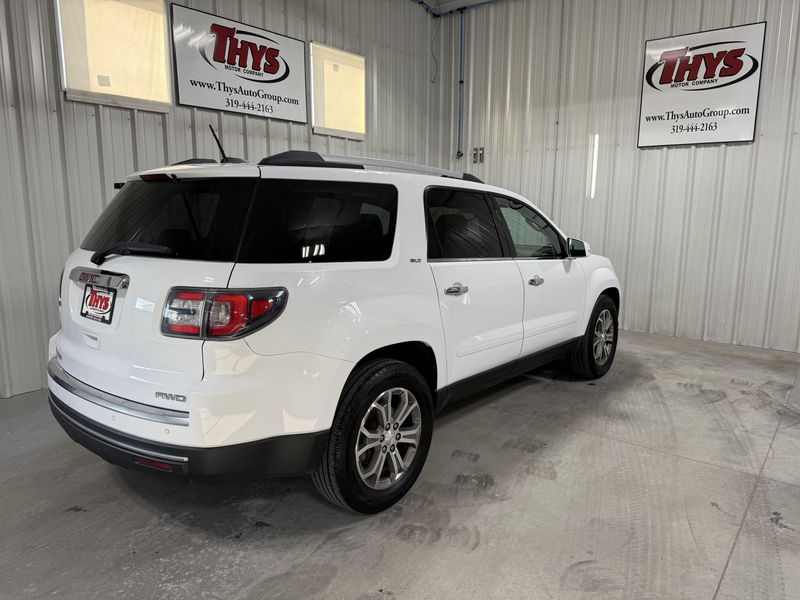 Used 2016 GMC Acadia SLTImage 3