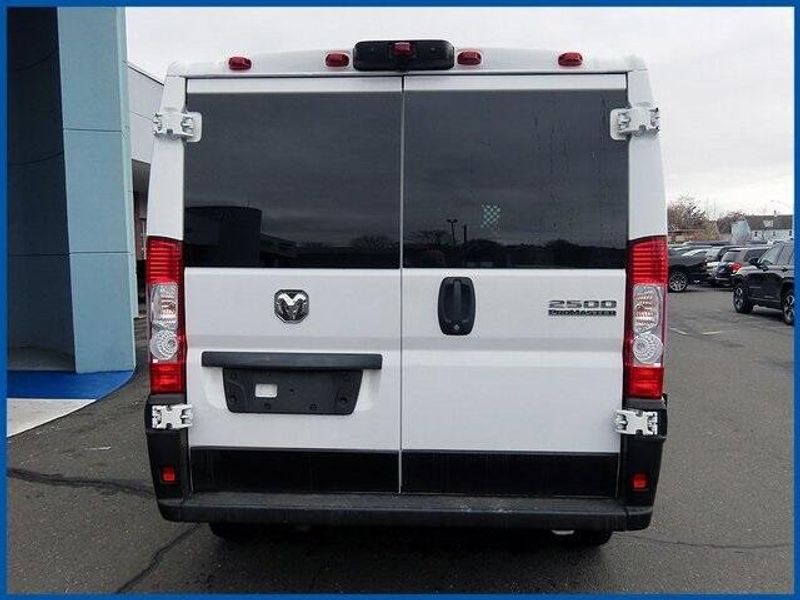 2023 RAM ProMaster 2500 BaseImage 5