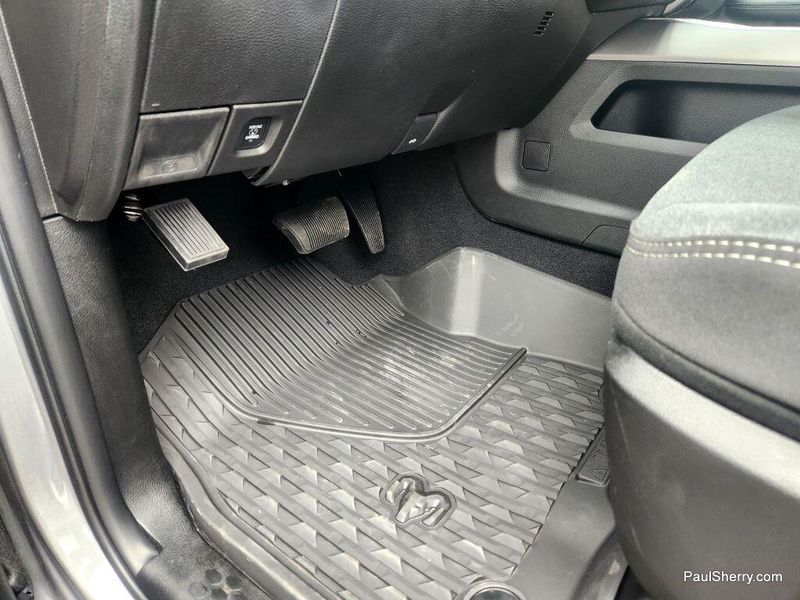 2024 RAM 2500 Big Horn Crew Cab 4x4 6