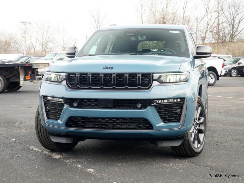 New 2026 Jeep Grand Cherokee L Limited Reserve 4x4