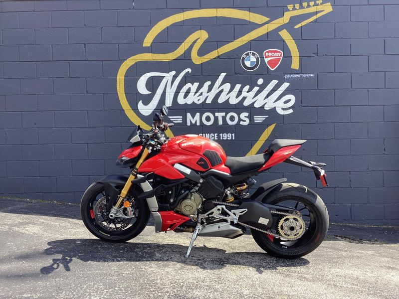 2022 Ducati Streetfighter V4 