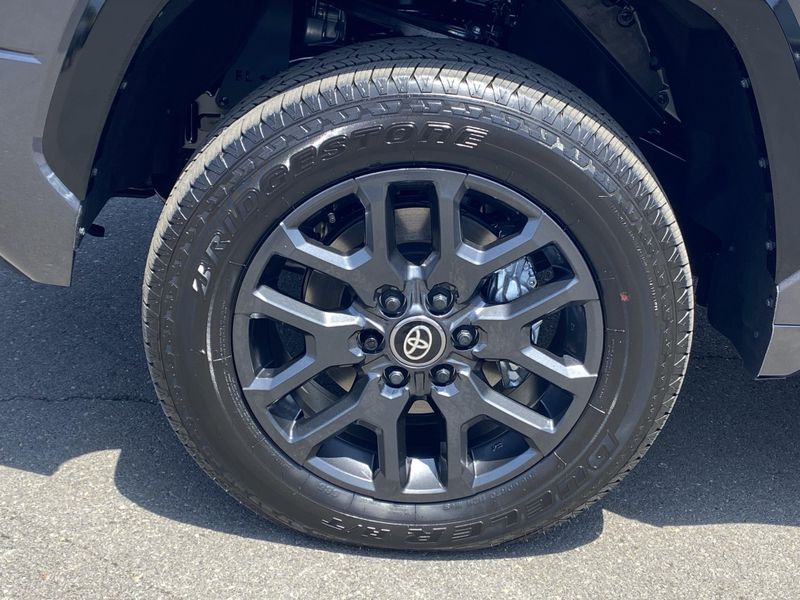 New 2025 Toyota Tundra Platinum HybridImage 8