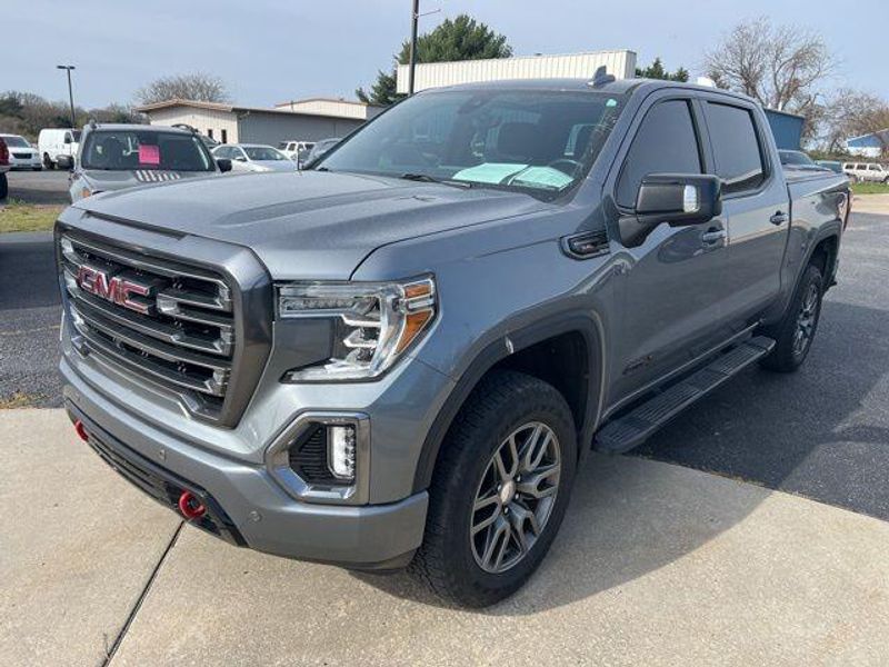 2020 GMC Sierra 1500 AT4Image 2