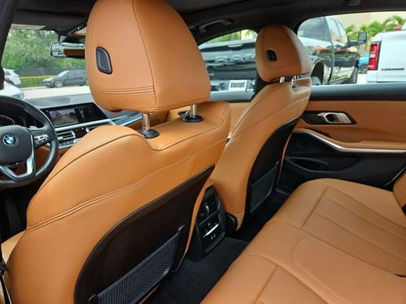 2022 Bmw 330i photo 16