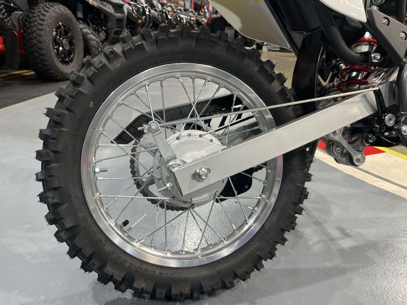 New 2026 Suzuki DR-Z125L Image 13