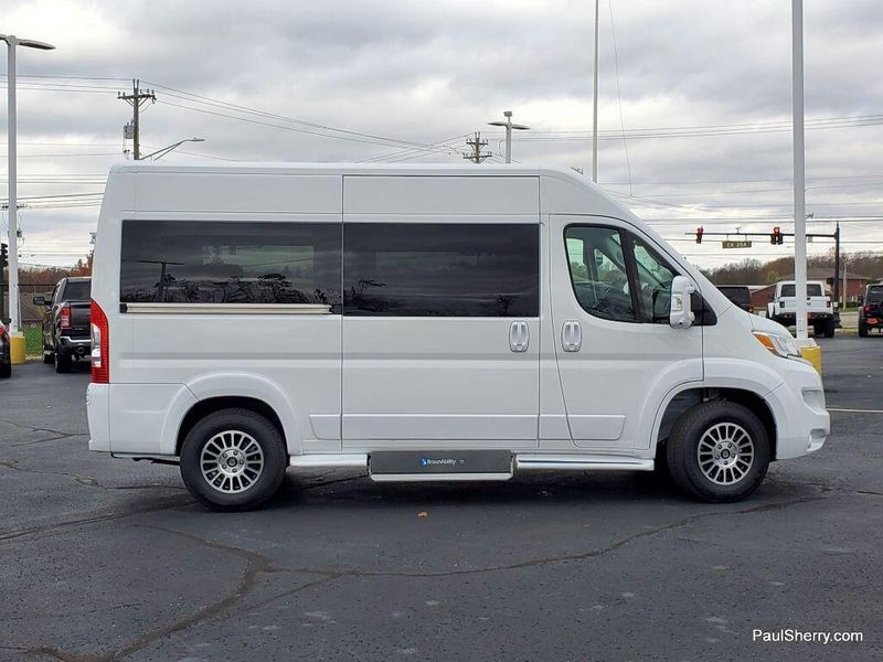 2023 RAM ProMaster 2500 High Roof 136WBImage 12