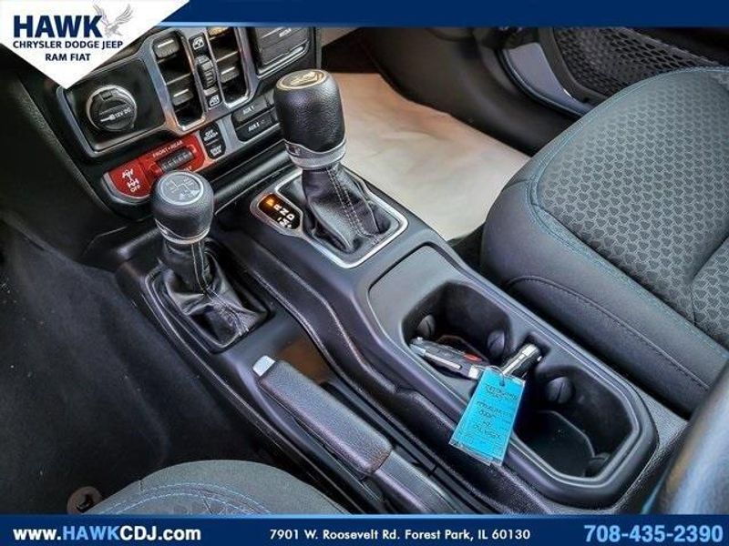 2024 Jeep Wrangler Rubicon 4xe photo 22