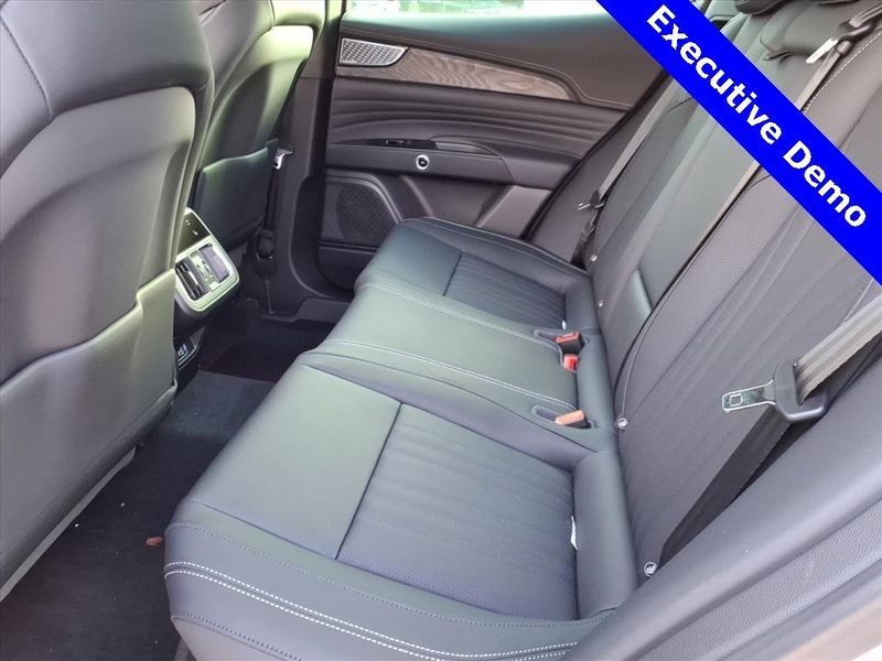 New 2025 Maserati Grecale ModenaImage 12