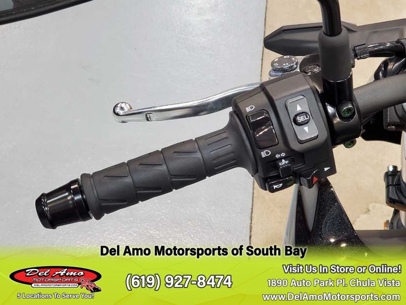 2024 Kawasaki ER650PRFNL-GY2  in a METALLIC MATTE DARK GRAY/METALLIC SPARK BLACK exterior color. Del Amo Motorsports of South Bay (619) 547-1937 delamomotorsports.com 