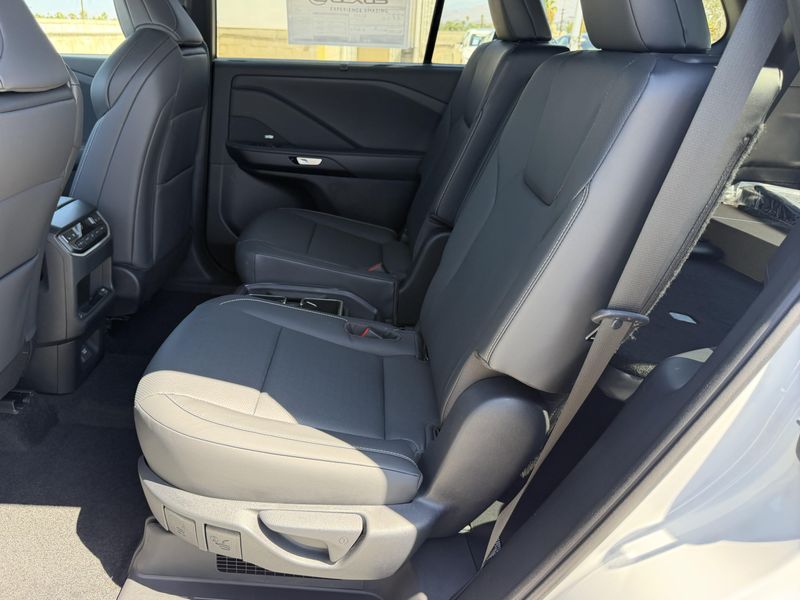 New 2026 Lexus TX 500h F SPORT Performance PremiumImage 27