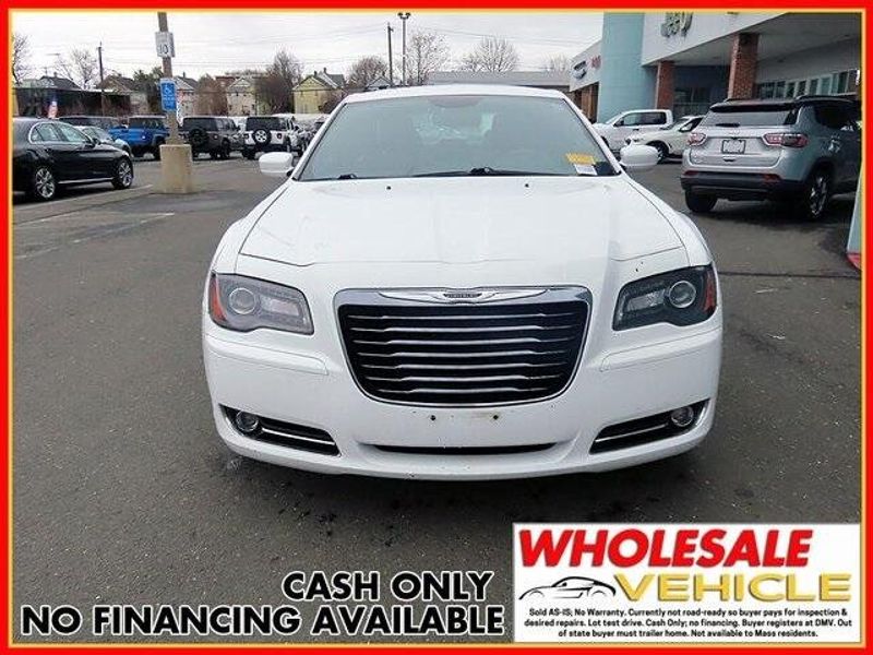 2014 Chrysler 300 SImage 3