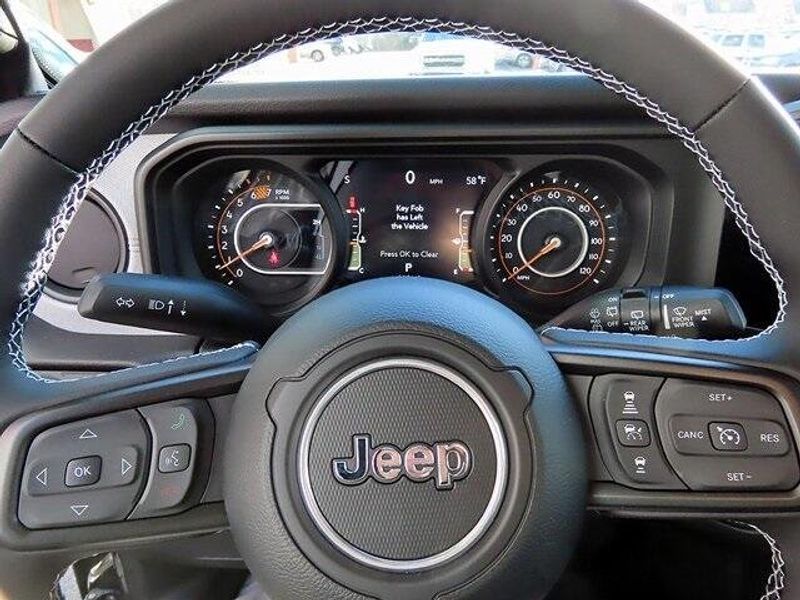 2025 Jeep Wrangler WillysImage 15