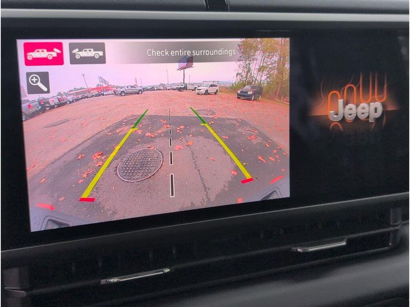 New 2025 Jeep Gladiator Mojave 4x4Image 16