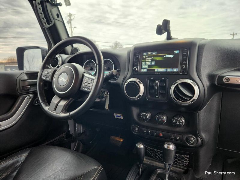 Used 2013 Jeep Wrangler Unlimited Rubicon