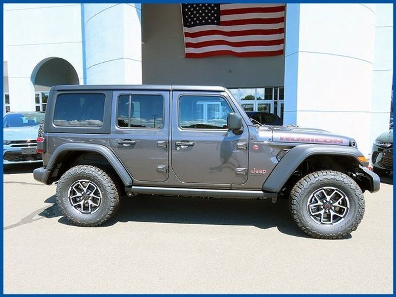 2024 Jeep Wrangler RubiconImage 2