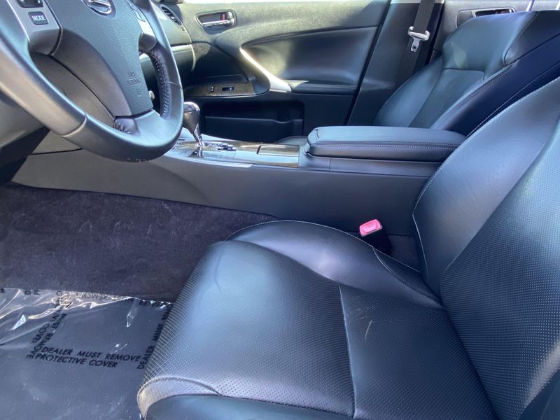 2013 Lexus IS 250 250Image 17