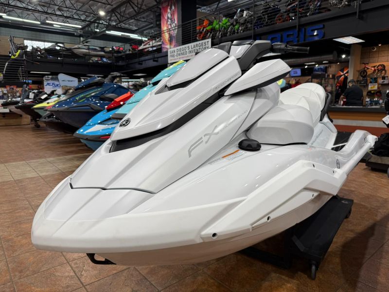 New 2025 Yamaha FX CRUISER SVHO W&sol;AUDIO Image 14