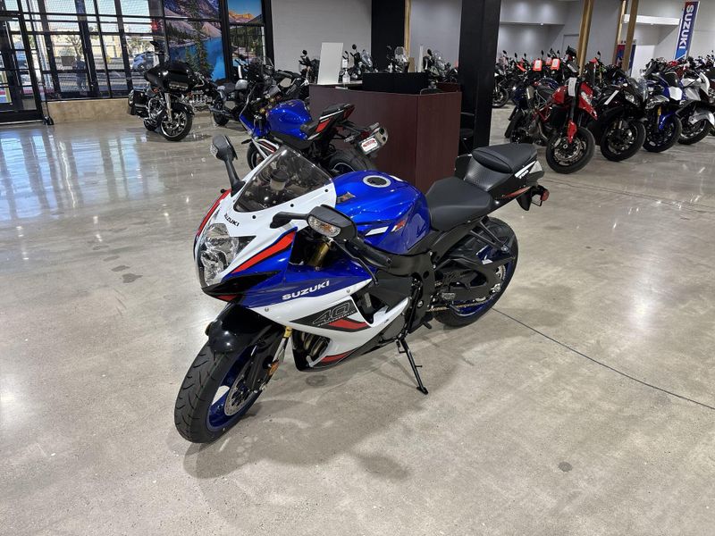 New 2027 Suzuki GSX-R750 Image 11