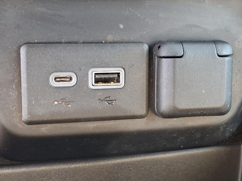 Used 2020 Chevrolet Silverado 1500 RSTImage 26