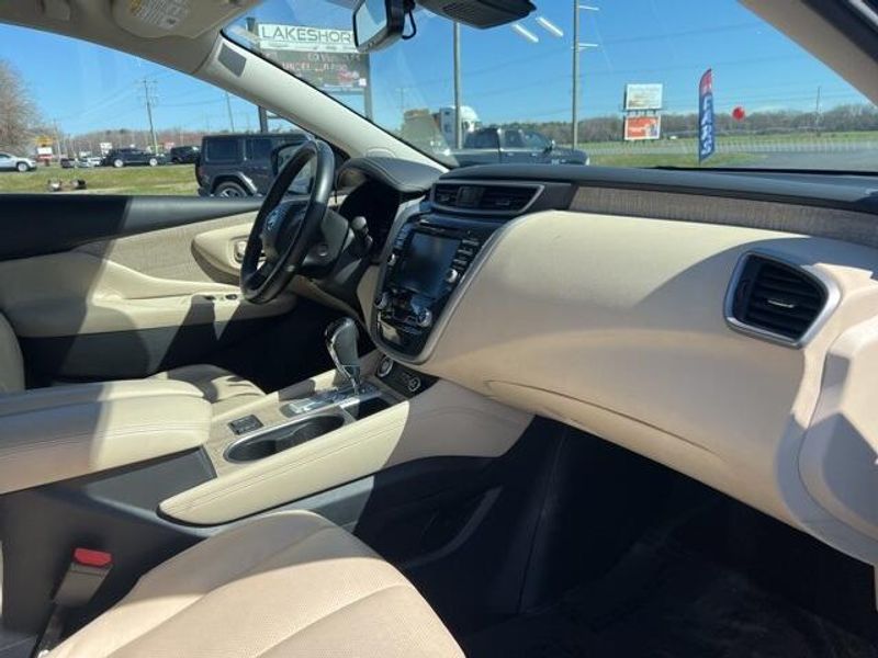 2021 Nissan Murano SLImage 25