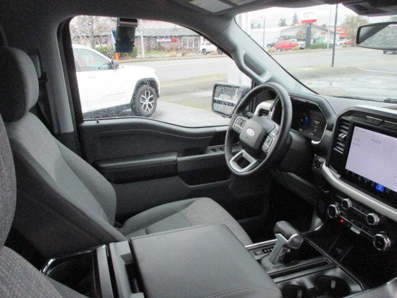 Used 2023 Ford F-150 Lightning XLImage 25