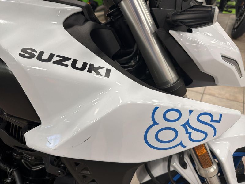 Used 2023 Suzuki GSX-8S Image 25