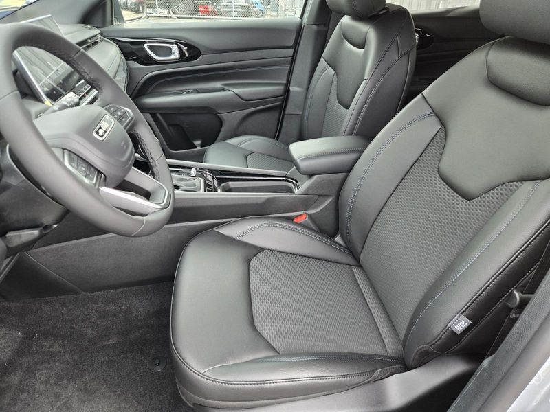 New 2026 Jeep Compass Latitude Altitude 4x4