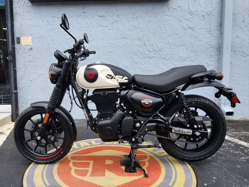 New 2026 Royal Enfield HUNTER 350 Image 5