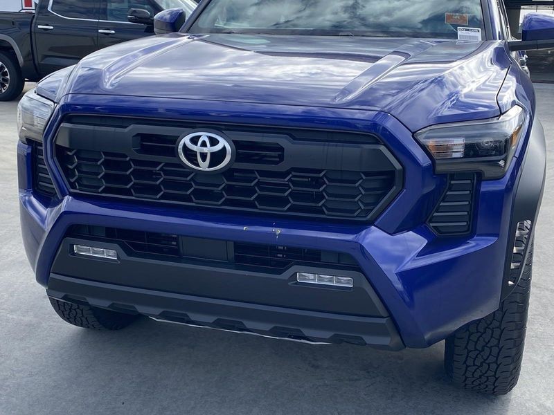 New 2024 Toyota Tacoma TRD Off RoadImage 7