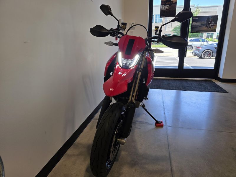 New 2025 Ducati Hypermotard 698 Mono RVE 