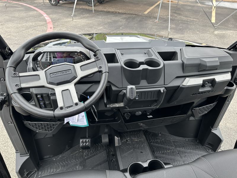 2025 Polaris RANGER CREW XP 1000 PREMIUM ONYX BLACKImage 10