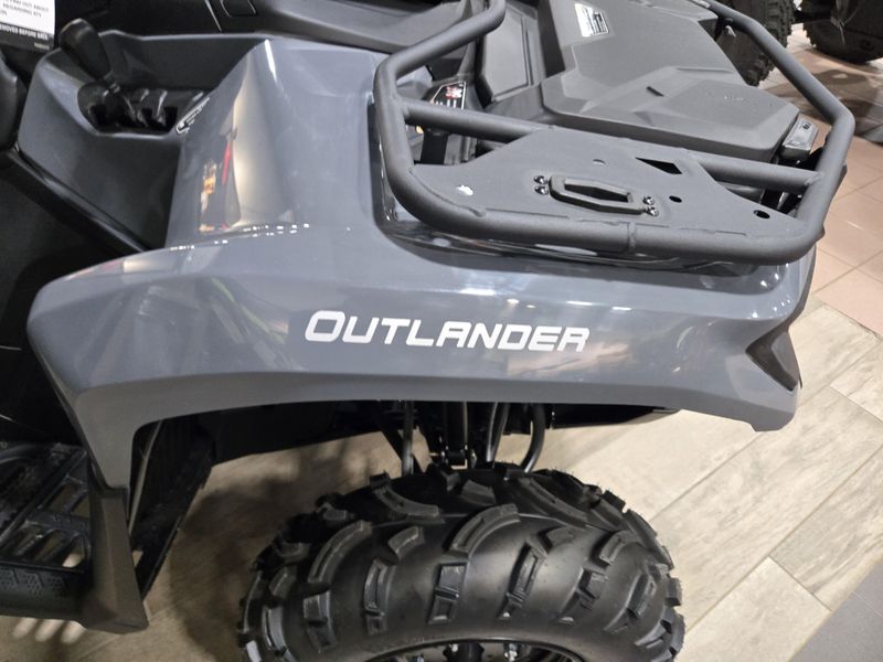 2025 Can-Am OUTLANDER 700 GRANITE GRAY Image 9