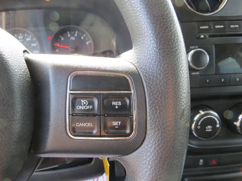 Used 2011 Jeep Patriot Sport 4x4 4dr SUVImage 13