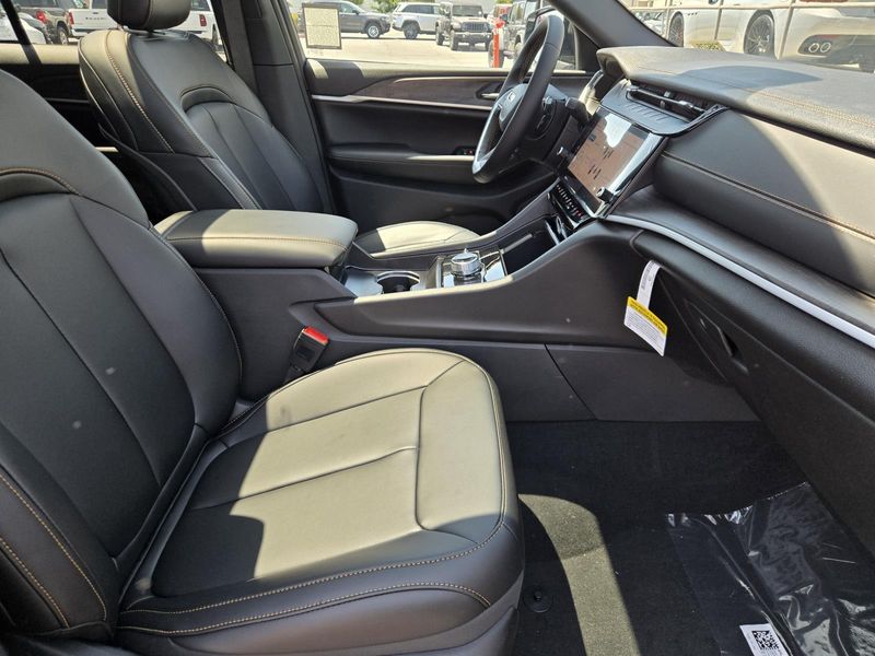 New 2026 Jeep Grand Cherokee 85th Anniversary Edition 4x4
