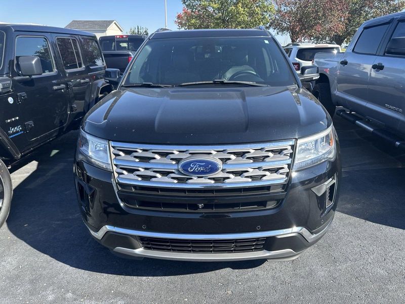 2018 Ford Explorer LimitedImage 2