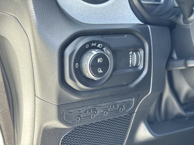 New 2026 Jeep Gladiator Sport S 4x4