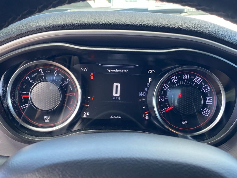 Used 2022 Dodge Challenger R/TImage 28